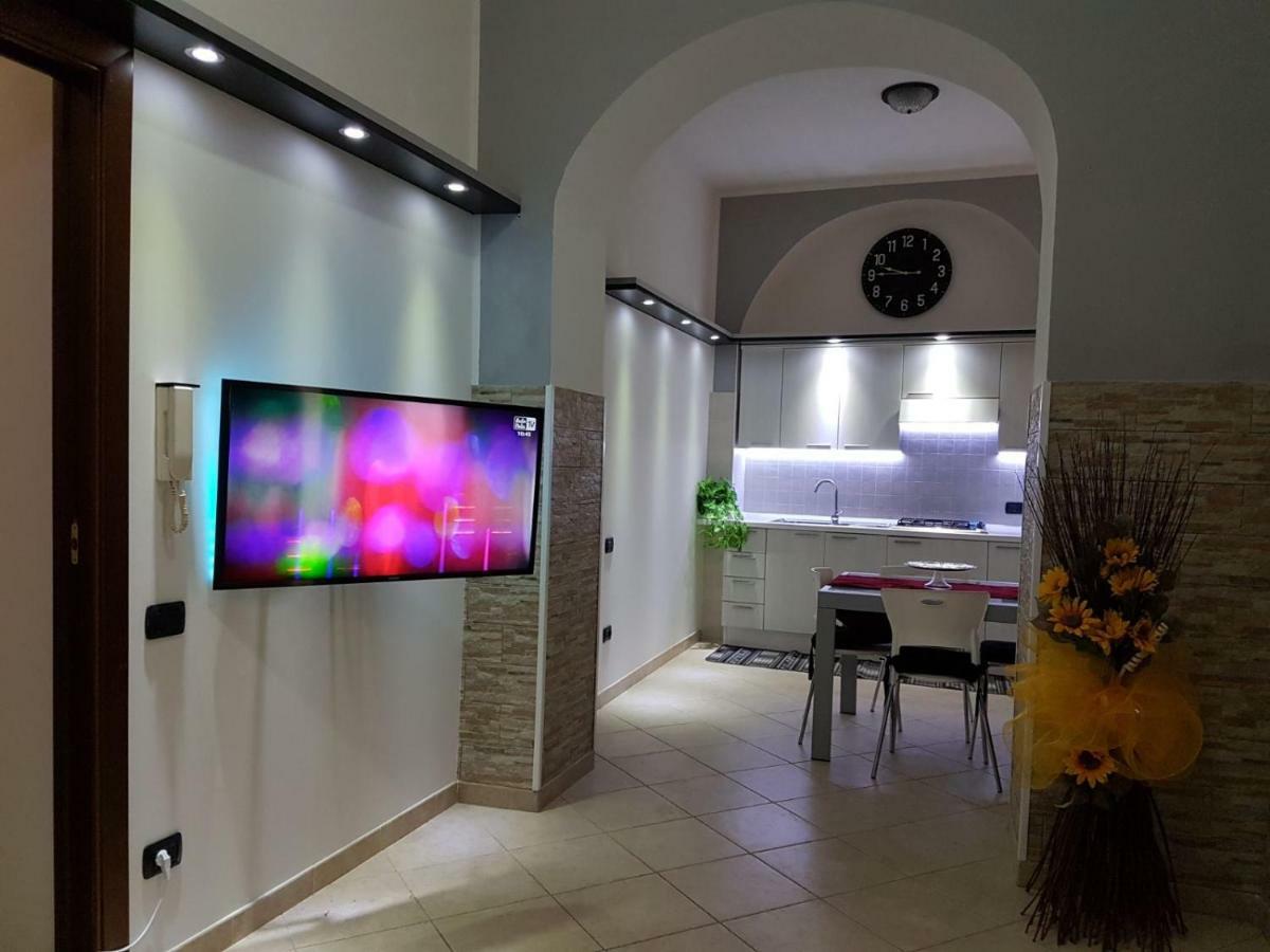 Frank House Apartment Каляри Екстериор снимка